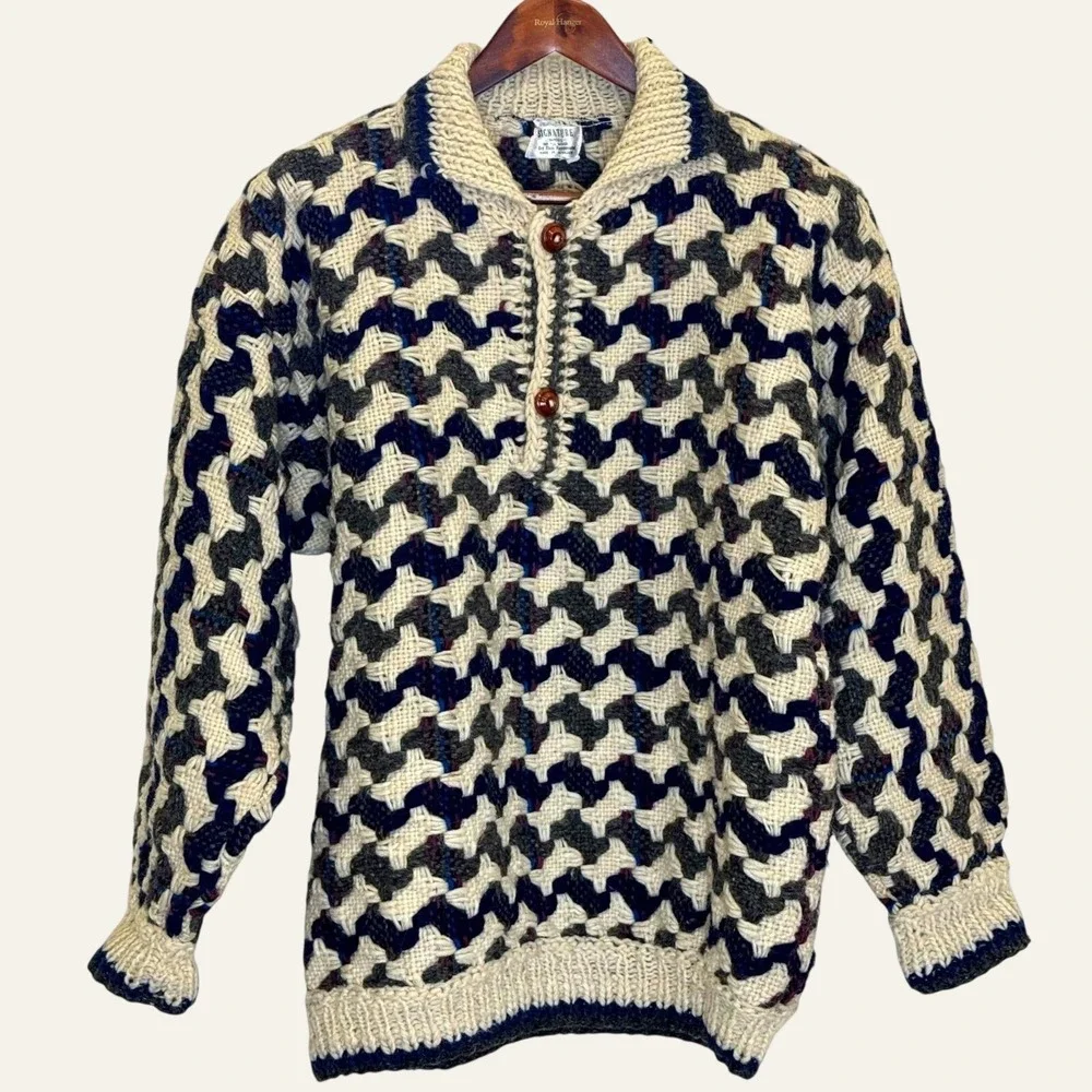 Signature Imports Handloomed Wool Henley Sweater Mens L Ecuador Geometric